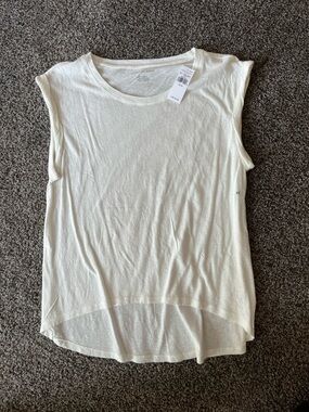 American Eagle Outfitters Cream Ribbed Tank Top